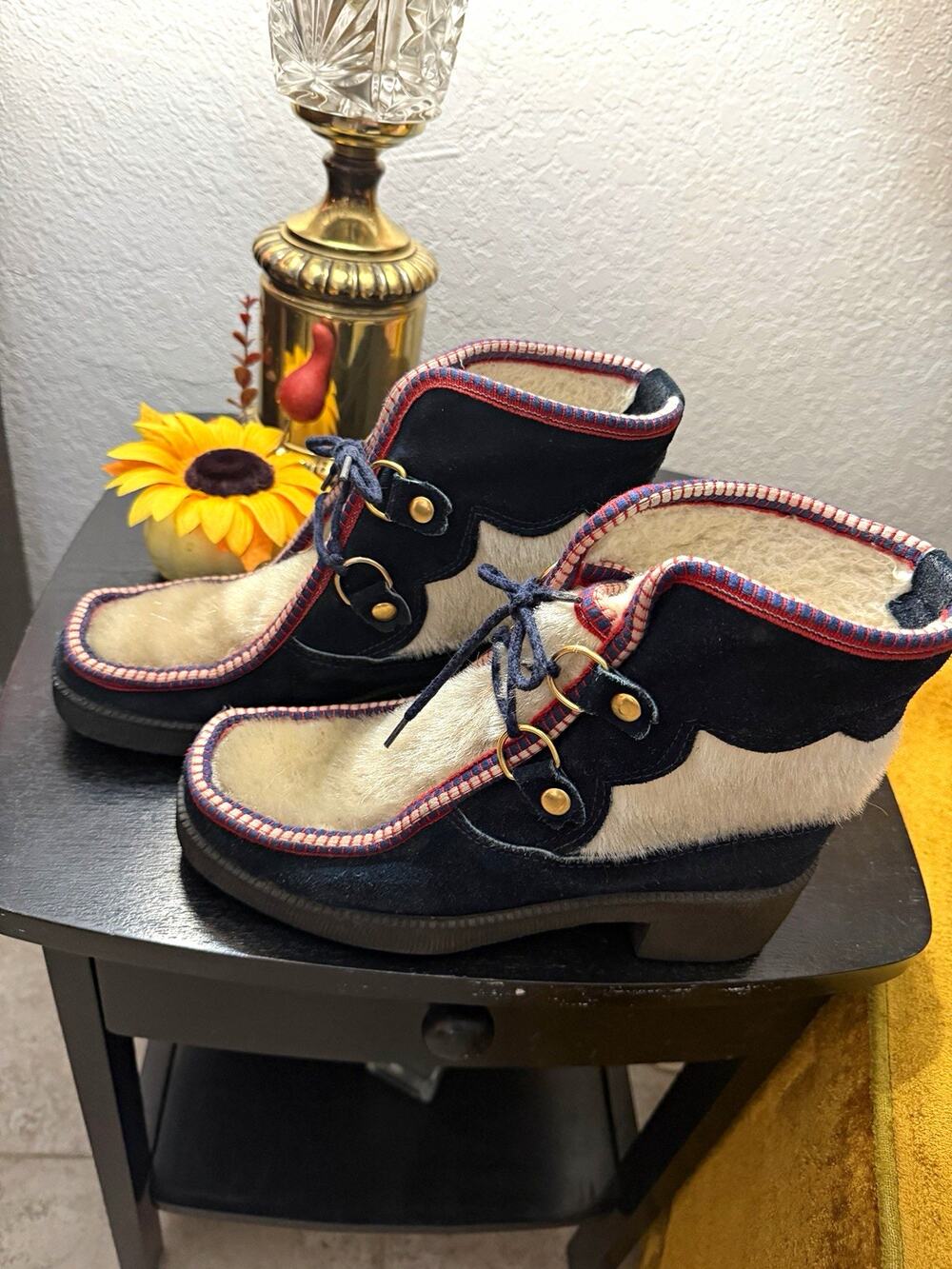 Vintage Italy Black Suede Fur Apres Ski Boots Women 8 EU 39 Alpine Winter